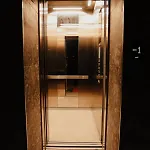 Ari Luxury
